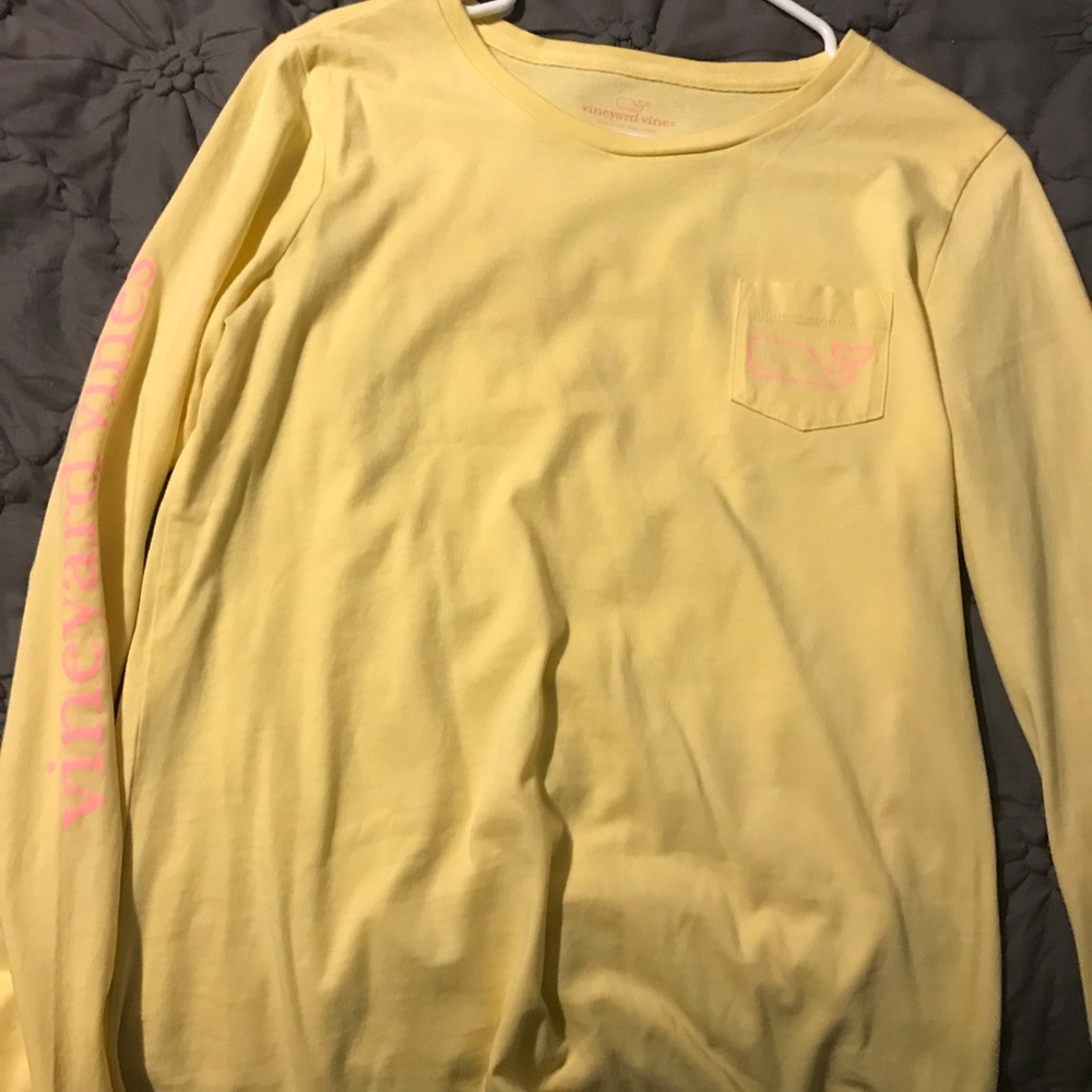 YELLOW vineyard vines shirt